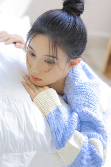 用我的手指搅乱吧打烊后仅剩二人的沙龙